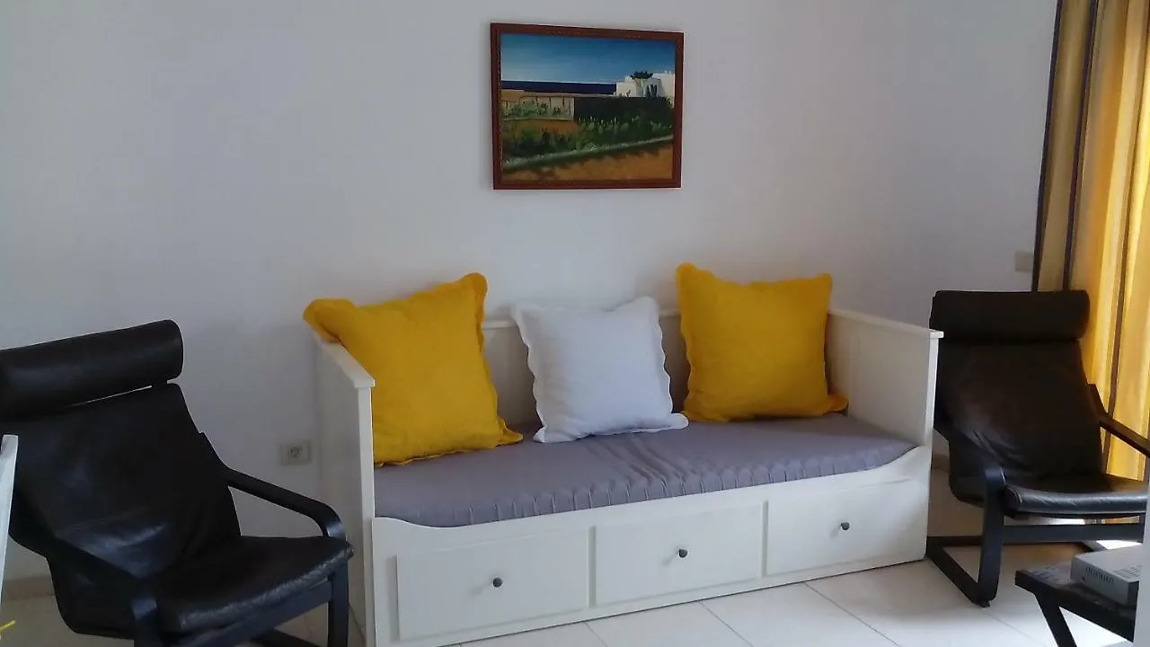 Camelot Villa Arona