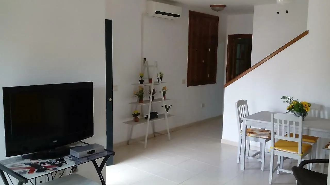 Casa vacanze Camelot Villa Arona  Spagna