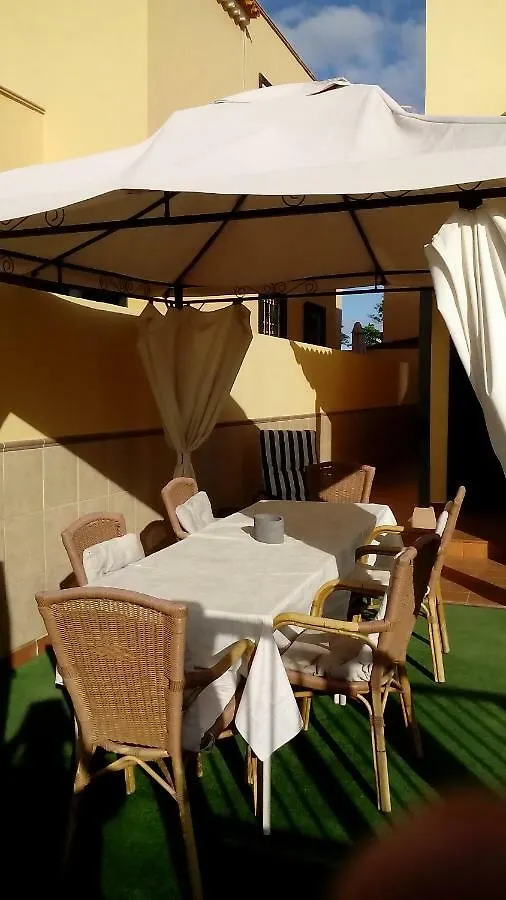 Casa vacanze Camelot Villa Arona