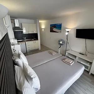 Cozy In Cristianos Free Wifi Appartamento Arona (Tenerife)